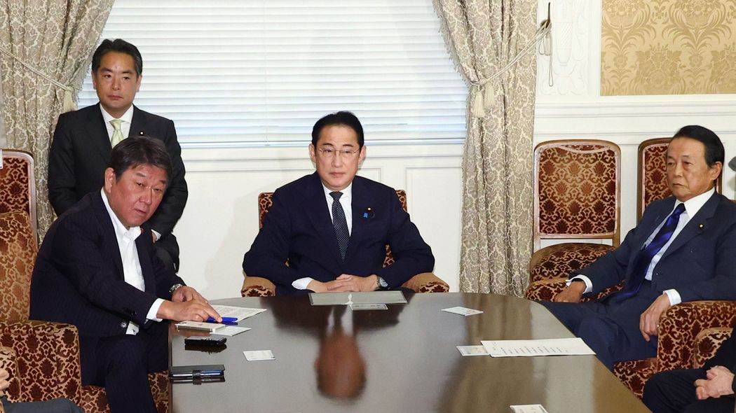 ｢エキセントリック｣と評された…麻生氏との関係を悪化させ､6月解散を封じられた岸田首相は続投できるか 世論に迎合し､自分の政権維持しか考えていない?