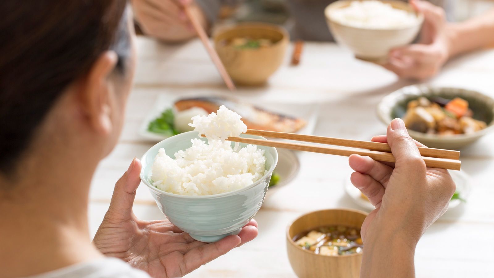 コロナ感染でも無症状で済むように｢一日一食｣は食べるべき"あるもの" かつて沖縄ではよく食べられていた