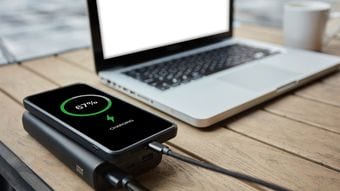 だからあなたのスマホは電池持ちが悪い…実は使いこなせていないスマホの悩み完全解決レッスン10