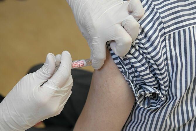 新型コロナウイルスのワクチン接種