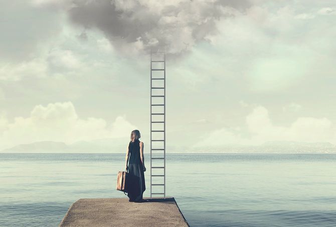 優柔不断な女性が知らない場合幻滅した先に空からはしごを登る