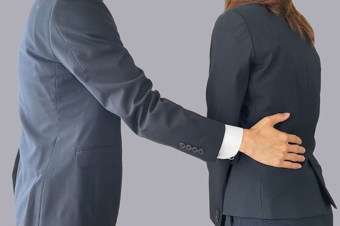 上司から部下へのセクハラ