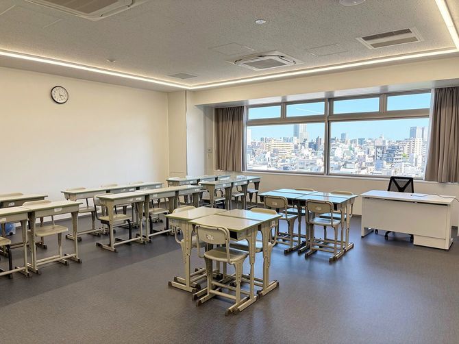 入室する際にスマホを預ける「スタディホール」