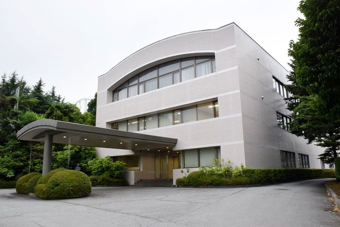 運輸・観光業などを営む「富士急行」本社