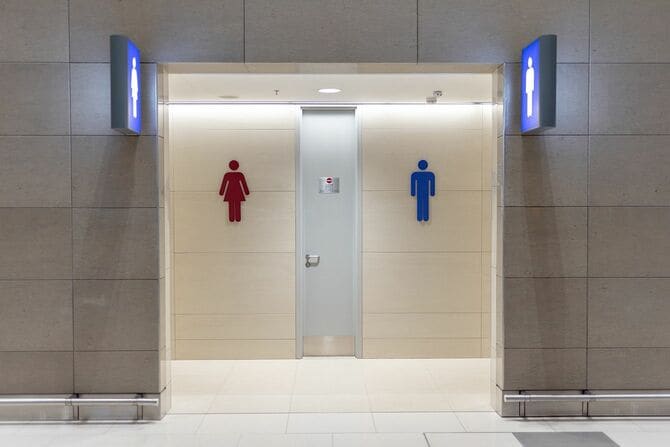 トイレの入り口