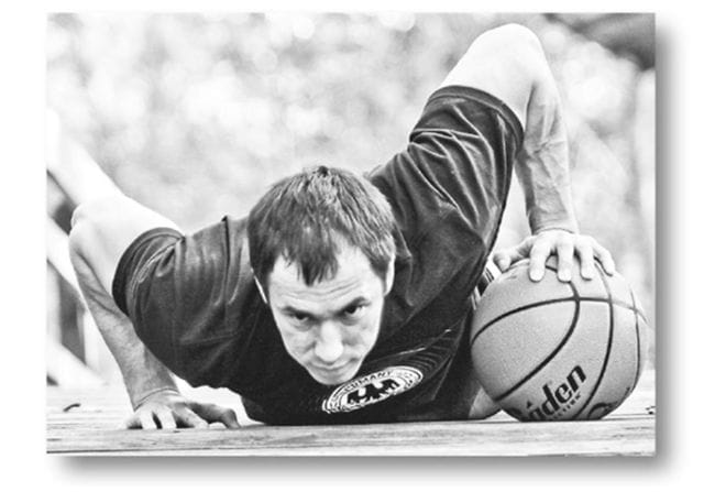 バスケットボール・プッシュアップ