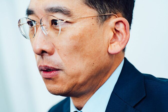 インタビュー中の遠藤氏