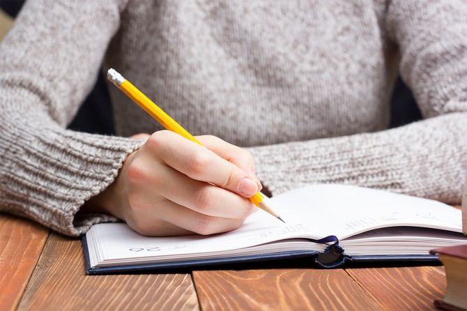 ノートに書き込み