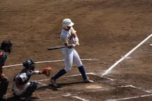 木で打ったほうが飛ぶんじゃないか…甲子園の新基準｢低反発バット｣が野球離れをさらに悪化させる理由