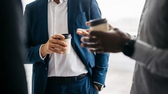 だから現場の社員に冷笑される…課長マインドのまま昇進した"大課長"が職場で起こす最大の弊害