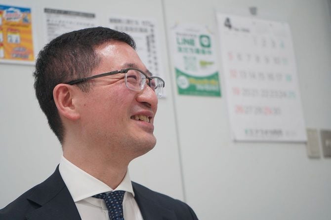 多田俊介（ただ・しゅんすけ）社長（46）。日本アイ・ビー・エム・サービスを経て、2013年、ダイヤへ入社。2020年より現職。座右の銘は「あ・た・ま（明るく・楽しく・前向きに）」
