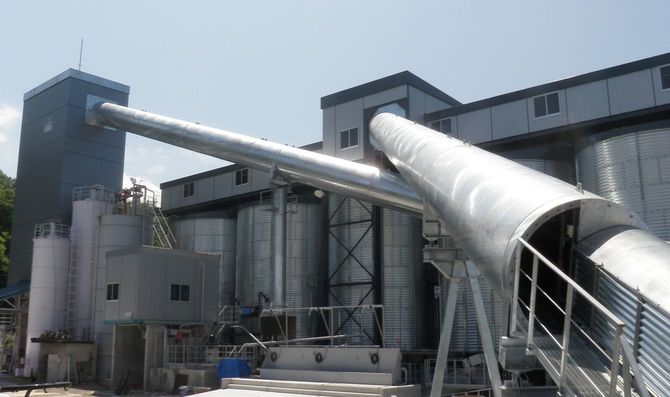 広島トクヤマの工場