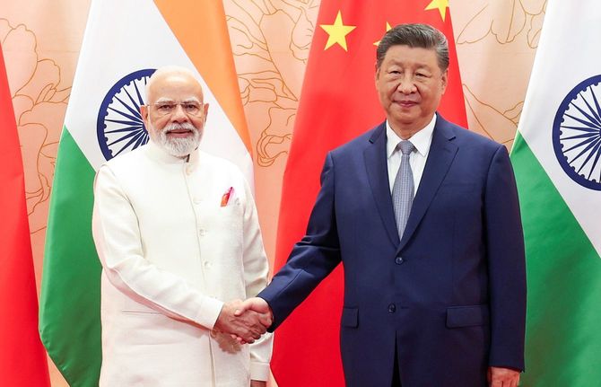 インドのナレンドラ・モディ首相と中国共産党の習近平総書記（2025年8月31日）