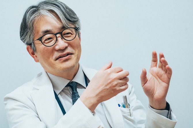 インタビューに答える東京科学大学病院総合診療科の石田岳史教授