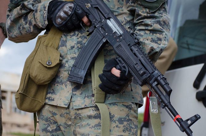 手持ちのライフル