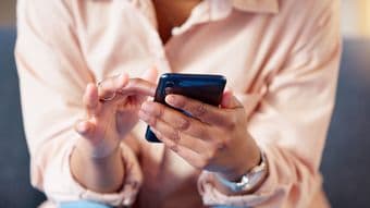｢心の余白｣がない日本人とは大違い…デンマーク人が友人と会う夜に必ず守る｢スマホの絶対ルール｣