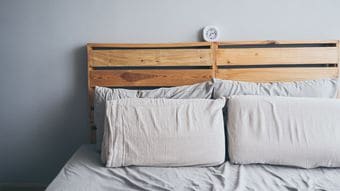 長く寝ればいいわけではない…8時間以上寝る人は｢早死･高血圧･がん｣のリスクが増えるワケ