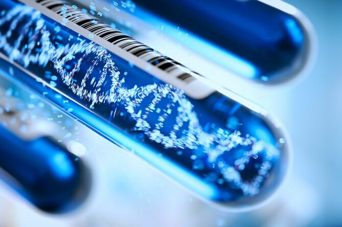 試験管の中のDNA螺旋のイメージ