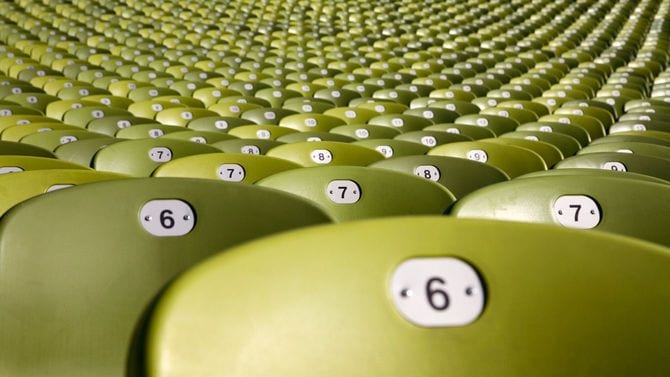 ドイツ・ミュンヘンのサッカースタジアムの座席