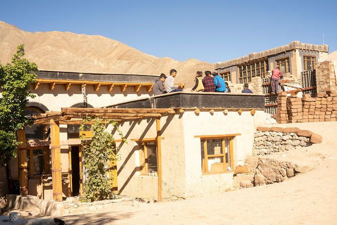 セクモルスクールの建物