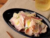 爽やかなヨーグルト風味「ゆで鶏と梨とセロリのマリネ」のレシピ