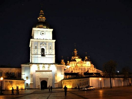 聖ミハイル黄金ドーム修道院