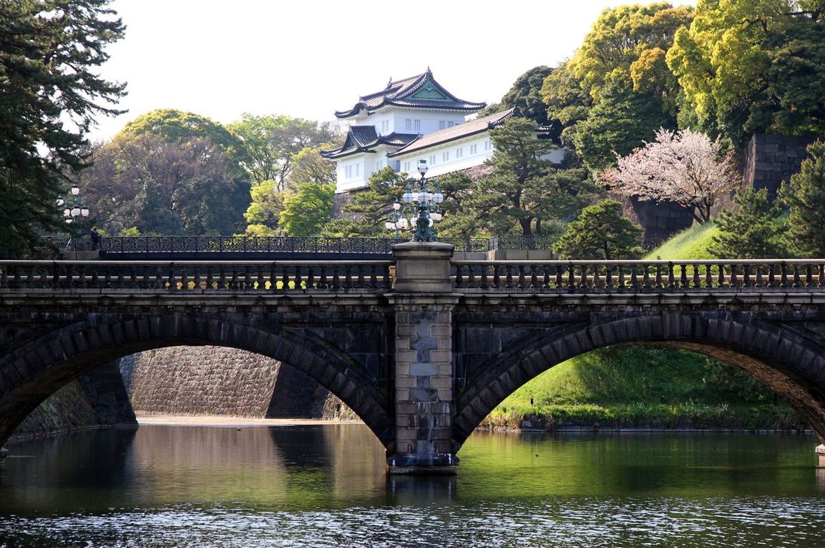 正門石橋