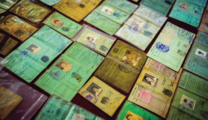 National Registaration Card（国民登録カード）