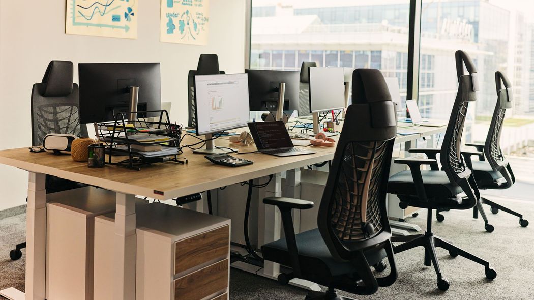 9割が希望する"定年後の再雇用"の過酷な現実…給料7割減でも不満ゼロの65歳男性がこの年で感じたこと 安定を求めて｢再雇用｣を選択しても"やりがい"と"給料"は激減する