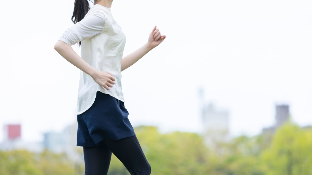 朝食スムージー 半身浴 ジョギング かえって体に残念な 空回り健康習慣 意識高い系が陥る健康上の落とし穴 2ページ目 President Online プレジデントオンライン