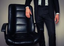 本を信じて"不振会社"を買い破産した素人