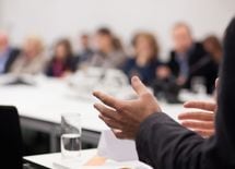 日本の会議はなぜ"独り言大会"になるのか