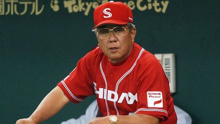 新しい到着 野村克也監督の座右の銘｢人間が最低限､持っていなければならない 記念ボール