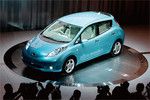2009年8月6日、日産自動車が発表した2010年度からのリチウムイオン電池搭載の電気自動車は、自動車業界のイノベーションそのもの。