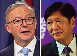 アンソニー・アルバニージ新豪首相(左)とフェルディナンド・マルコス次期比大統領。