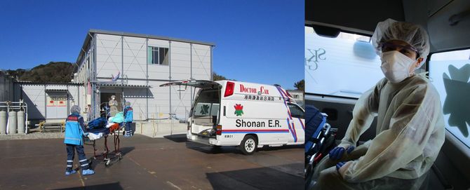 （写真左）転院搬送の様子、（写真右）澁谷大樹医師