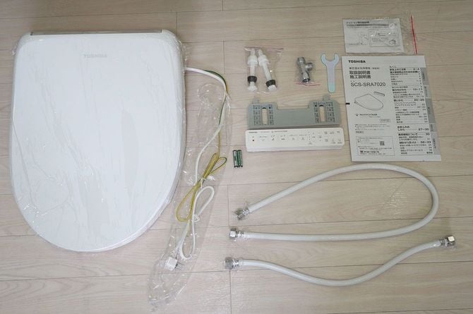SCS-SRA7020のセット内容。部品点数は少ないので、これならなんとか自分でも交換できそう?