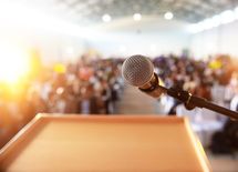 橋下徹流 人を取り込むスピーチ術10カ条