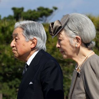 石ぐらい投げられてもいい 歴代天皇として初めて戦地 沖縄を訪問した上皇陛下の覚悟 メディアは 反省がない というが President Online プレジデントオンライン