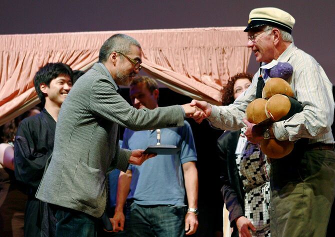 2010年イグ・ノーベル賞 日本人が交通計画賞受賞