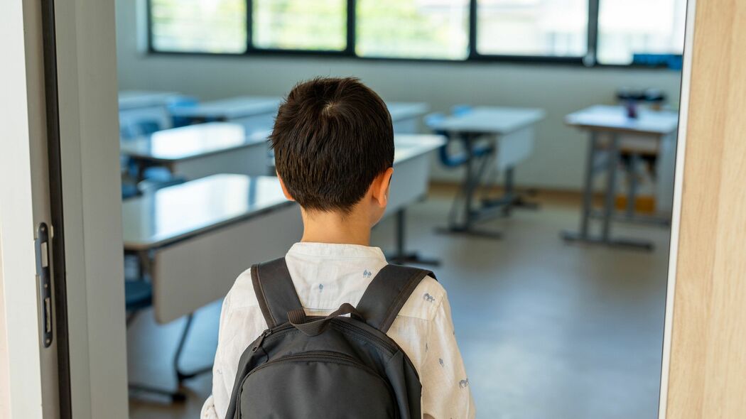 ｢お受験｣させられた子ほど当てはまる…大人になっても｢学歴｣でマウントを取る人の"正体" ｢ねばならない｣の呪縛に苦しめられる悲劇的存在