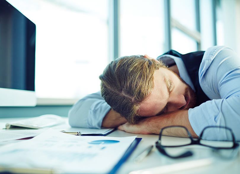 グーグル、ヤフーが勧める「昼寝」の方法 夜の睡眠は「5時間」でもOK　