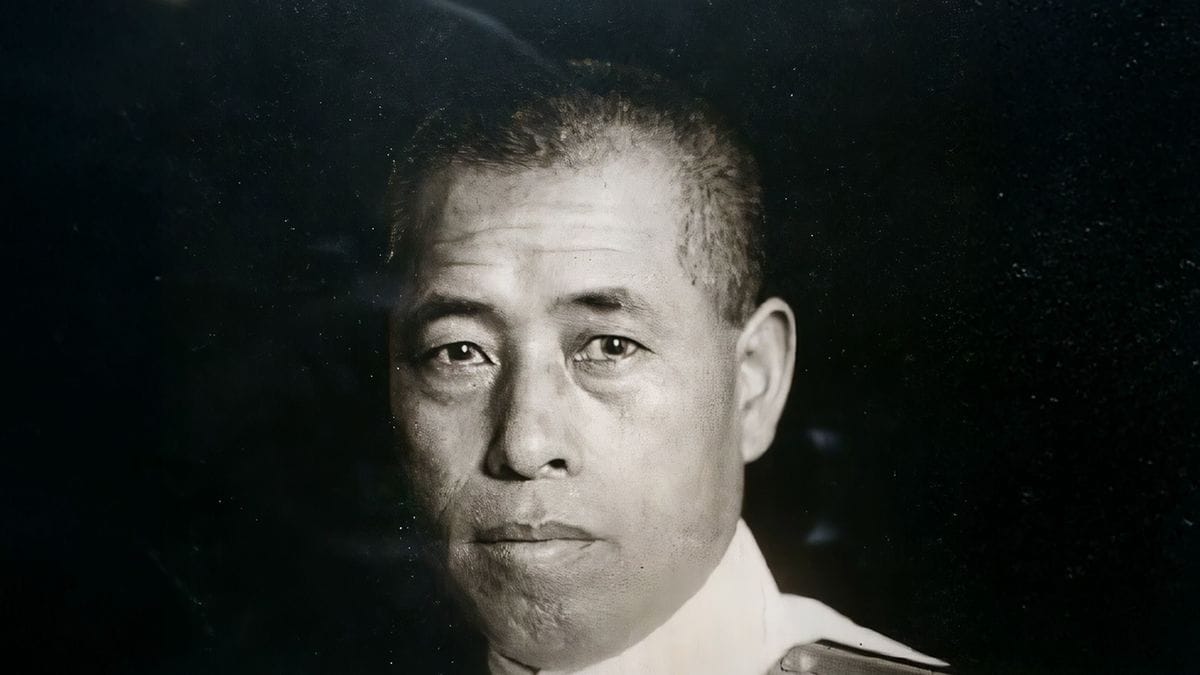山本五十六元帥 米英撃滅の人柱 蒼生社版 昭和18年 山本五十六元帥 米英撃滅の人柱 蒼生社版 昭和18年 - メルカリ