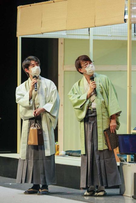 羽生善治九段（右）と藤井聡太五冠（左）