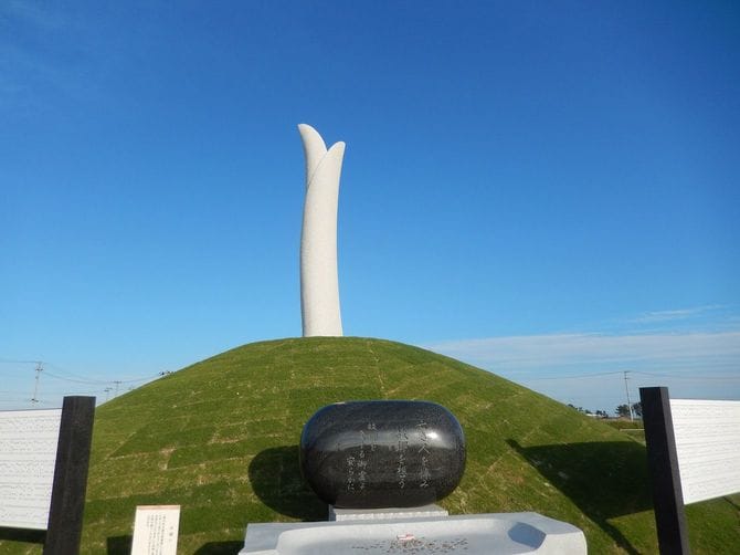 閖上の震災慰霊碑