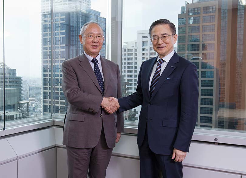 英語の達人が社内公用語に賛成しないワケ 母語でしっかり考えることが重要