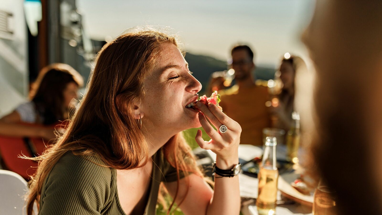 バカ食いしても太らない人がいるのはなぜか…オランダ人医師が見つけた｢痩せている人｣の共通点 脂肪と糖を素早く熱に換えるヒーター｢褐色脂肪｣のメカニズム