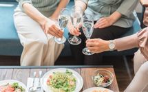 昼間からワインを飲み､ランチの値段は｢ひとり1万円｣…高級住宅街･芦屋に住む女性たちの暮らしぶり