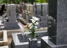 先祖の墓の管理費滞納者を待ち受ける現実