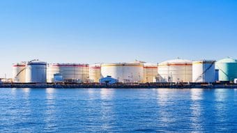 日本の本当の石油備蓄量は｢半分以下｣…専門家が断言｢備蓄が254日分もあっても安心とは言えない｣事情